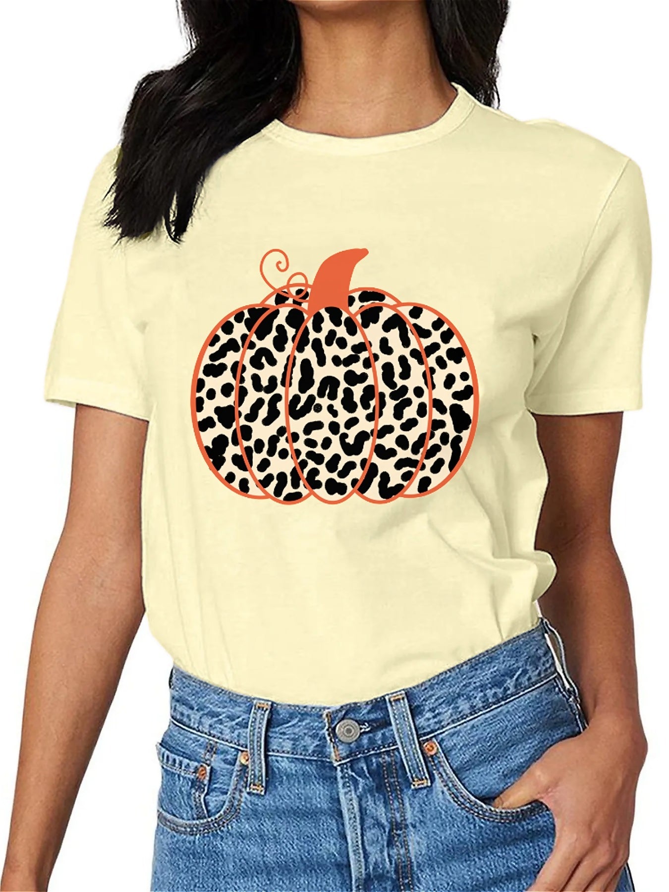 Earkoha Graphic T Shirts for Women Summer Casual Halloween Printed Tee Cotton Tops Loose Fit
