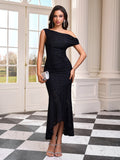 Slanted Shoulder Lace Ruched Maxi Dress