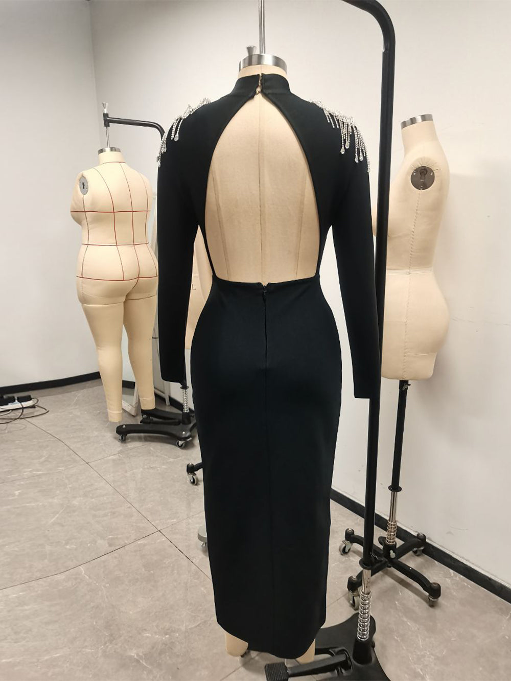 Black long Sleeve Slit Midi Dress