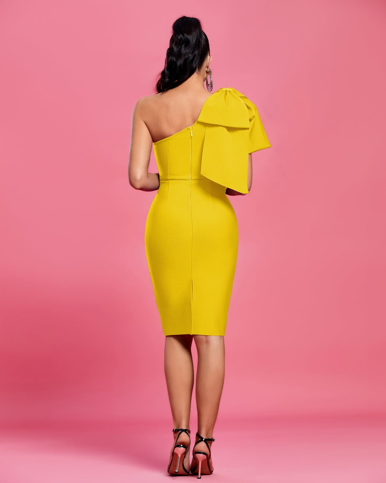 One Shoulder Bowknot Bandage Dress